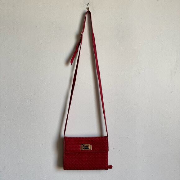BOTTEGA GIOTTI Red Woven Crossbody Built-in-Wallet Bag - Picture 2 of 9